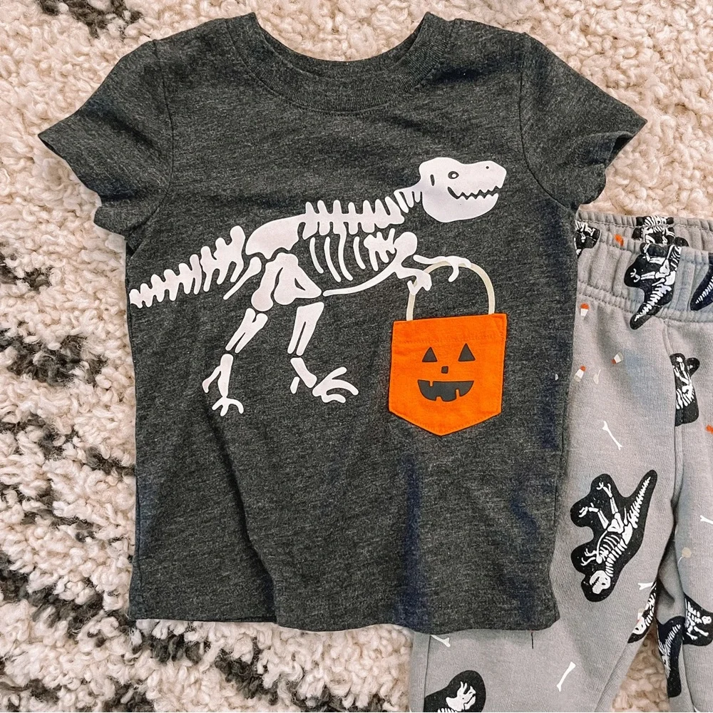 Cat & Jack Halloween Set - 12m - Picture 2 of 4